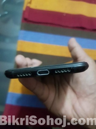 OnePlus 6T (6/128)